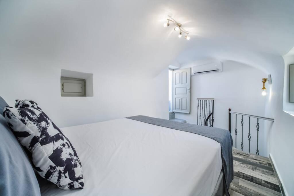 Villa Brouzos- Maisonette With Sea & Mountain View Emporio  ภายนอก รูปภาพ
